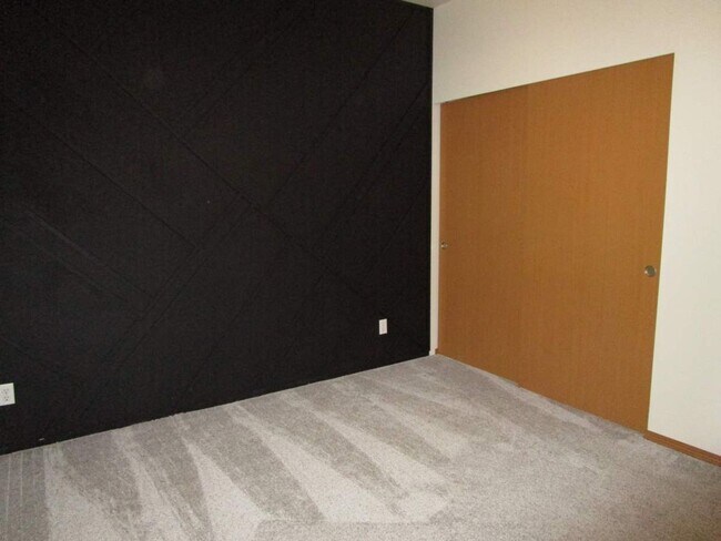 Building Photo - 3 Bedroom Home in Gig Harbor’s Minterwood