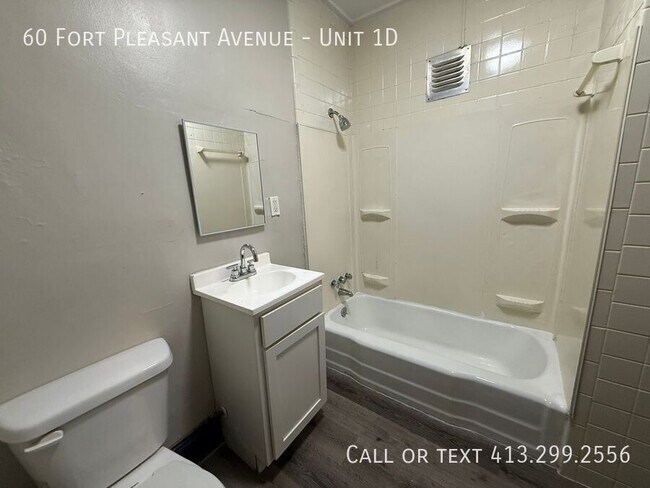 Building Photo - 60 Fort Pleasant Ave