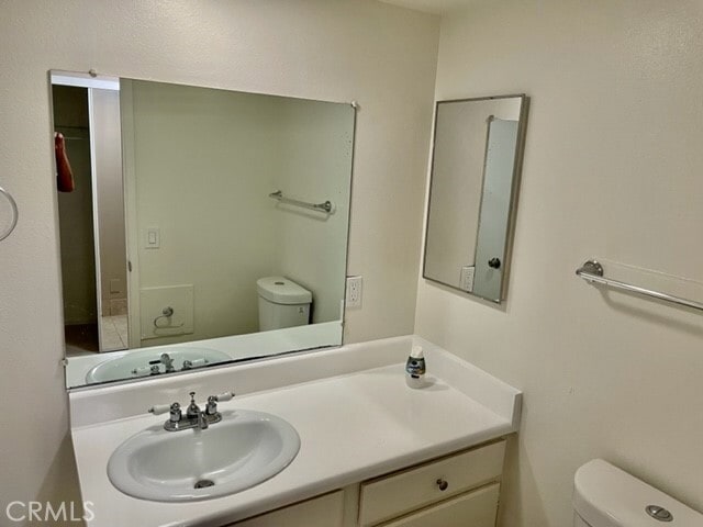 Building Photo - 51080 Eisenhower Dr