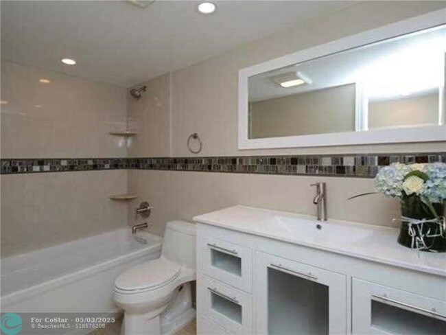 Building Photo - 1360 S Ocean Blvd
