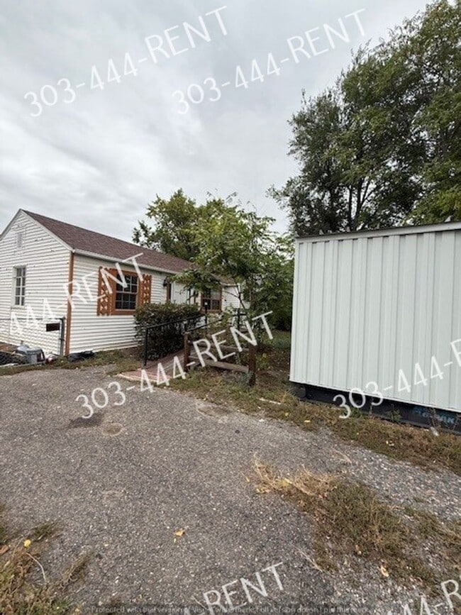 Building Photo - Charming Home in Prime Lakewood Location!