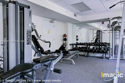 Building Photo - 720 NE 62nd St