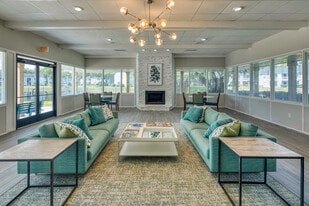 Interior Photo - Windwood Oaks Apartments