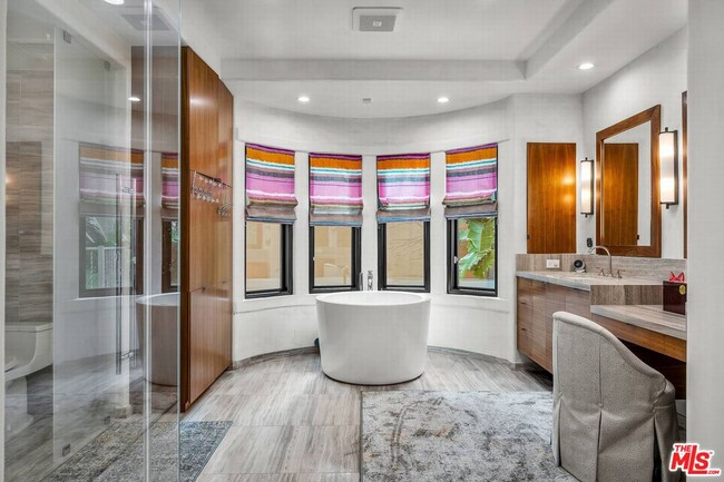Building Photo - 3110 Benedict Canyon Drive