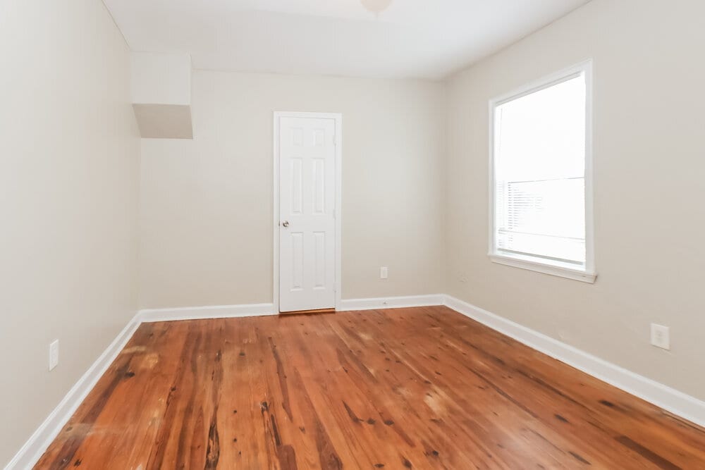 Building Photo - 532 S K St