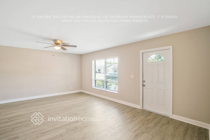 Building Photo - 6070 Lambeth Cir