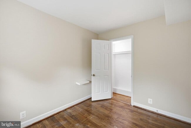 Building Photo - 4844 S 28th St
