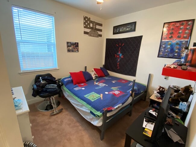 Building Photo - Great Home in Carson City