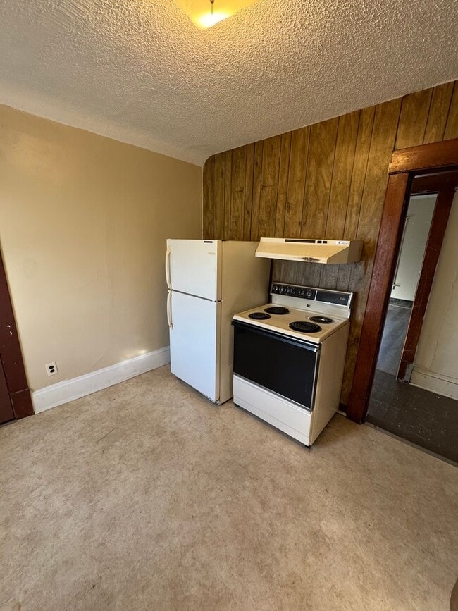 Building Photo - 1225 S 22nd St