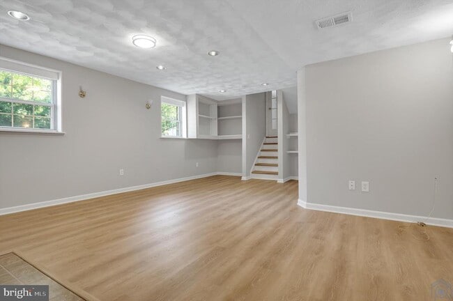 Building Photo - 2308 Wagon Wheel Ct