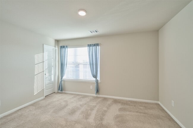 Building Photo - 2460 Shellcracker Dr