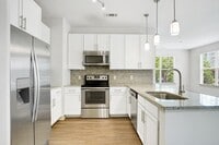Kitchen - Lantower Waverly