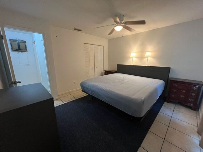 Building Photo - 3/1/1 located in Summerfield