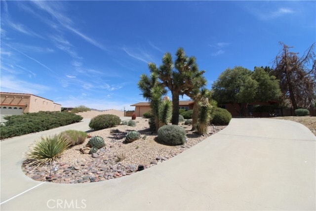 Building Photo - 57801 San Tropeze Dr