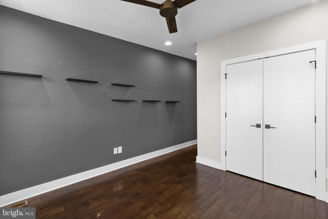 Building Photo - 311 S Washington St