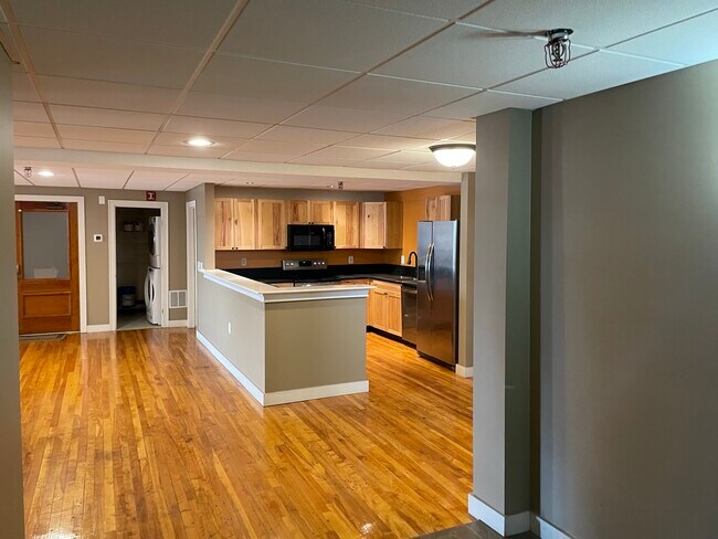 Entrance - Franklin Block