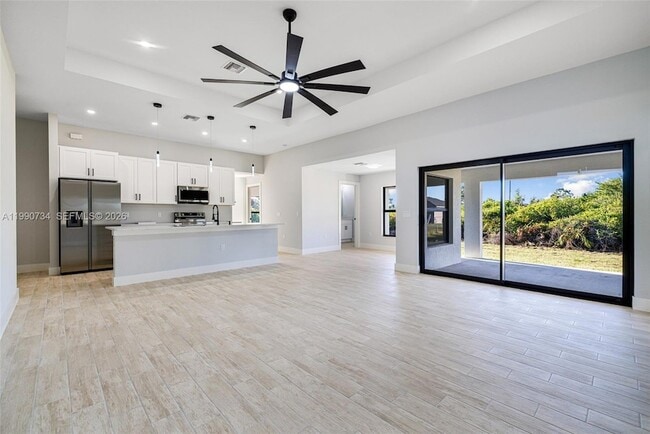 Building Photo - 2709 58th St W