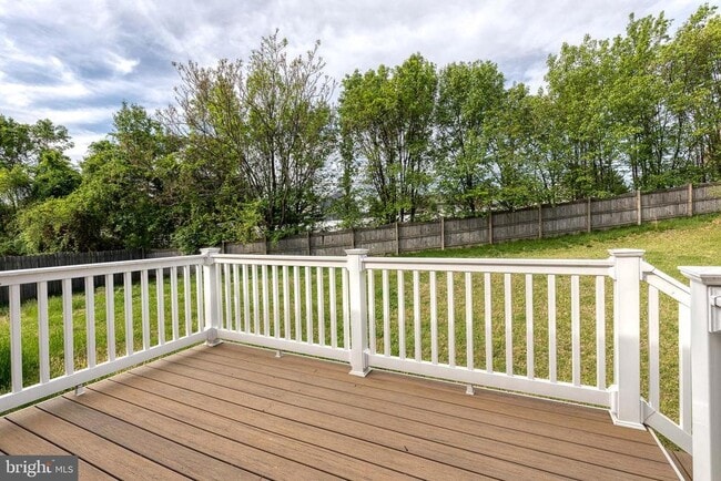 Building Photo - 1577 Loring Ct