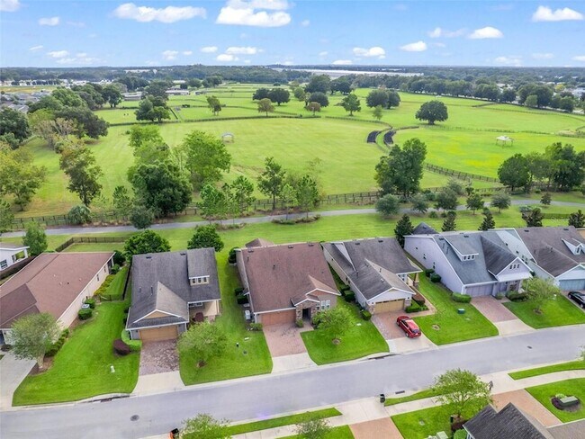 Building Photo - 4976 NW 35th Ln Rd