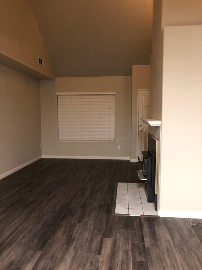 Building Photo - 2789 Revere Ln