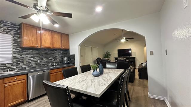 Building Photo - 13731 Biggs St