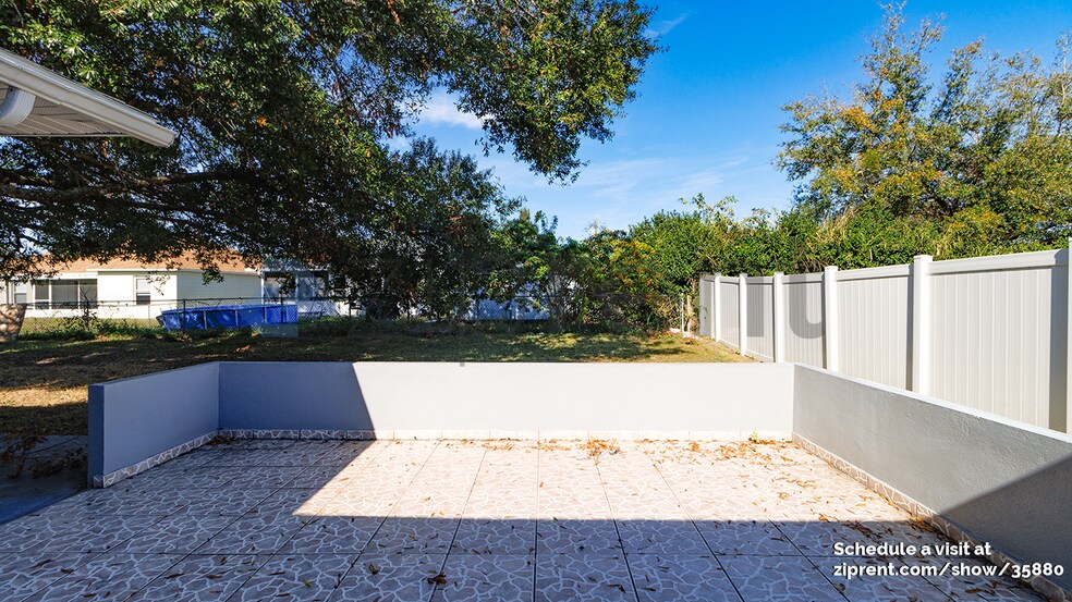 Building Photo - 60 Dorset Dr