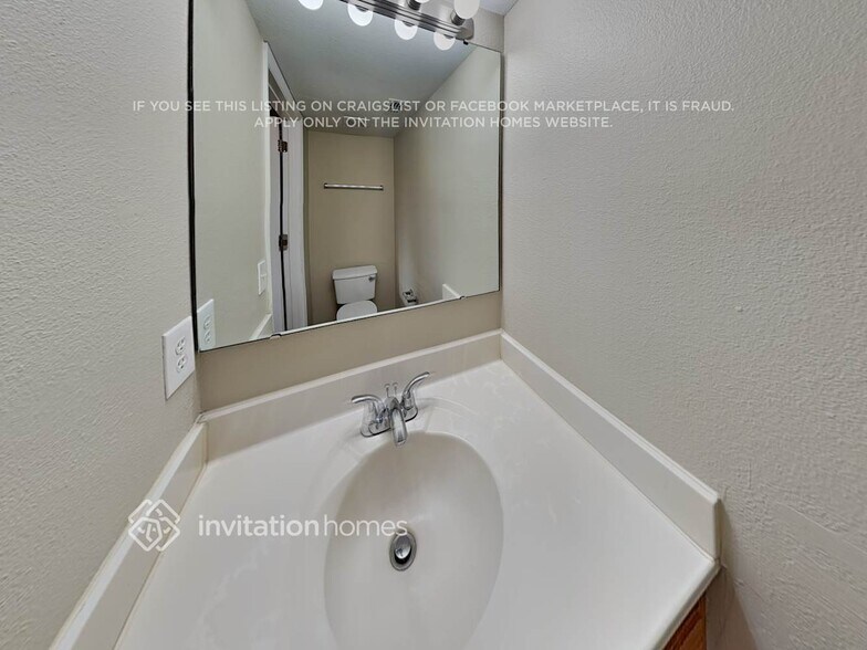 Building Photo - 12944 Bridleford Dr