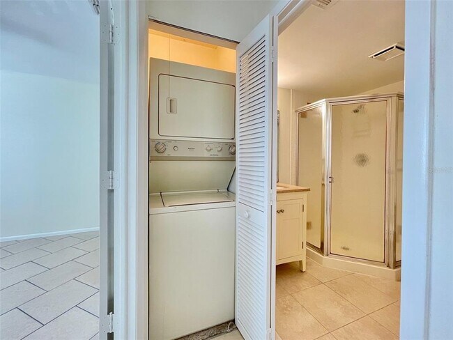 Building Photo - 26485 Rampart Blvd