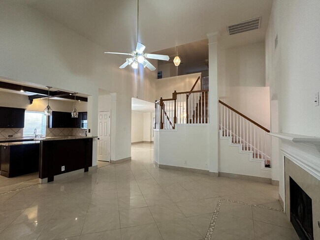 Building Photo - 12360 Hart Crest