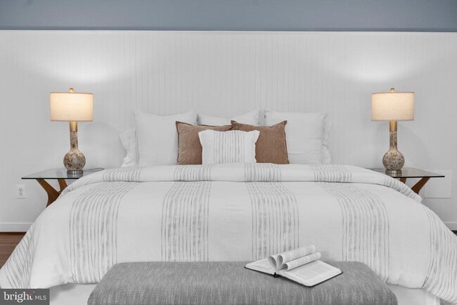 Building Photo - 10429 Headly Ct