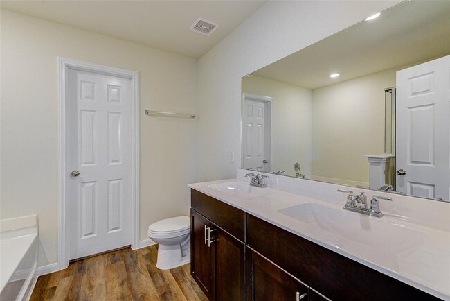 Building Photo - 17911 Grassy Prairie Dr