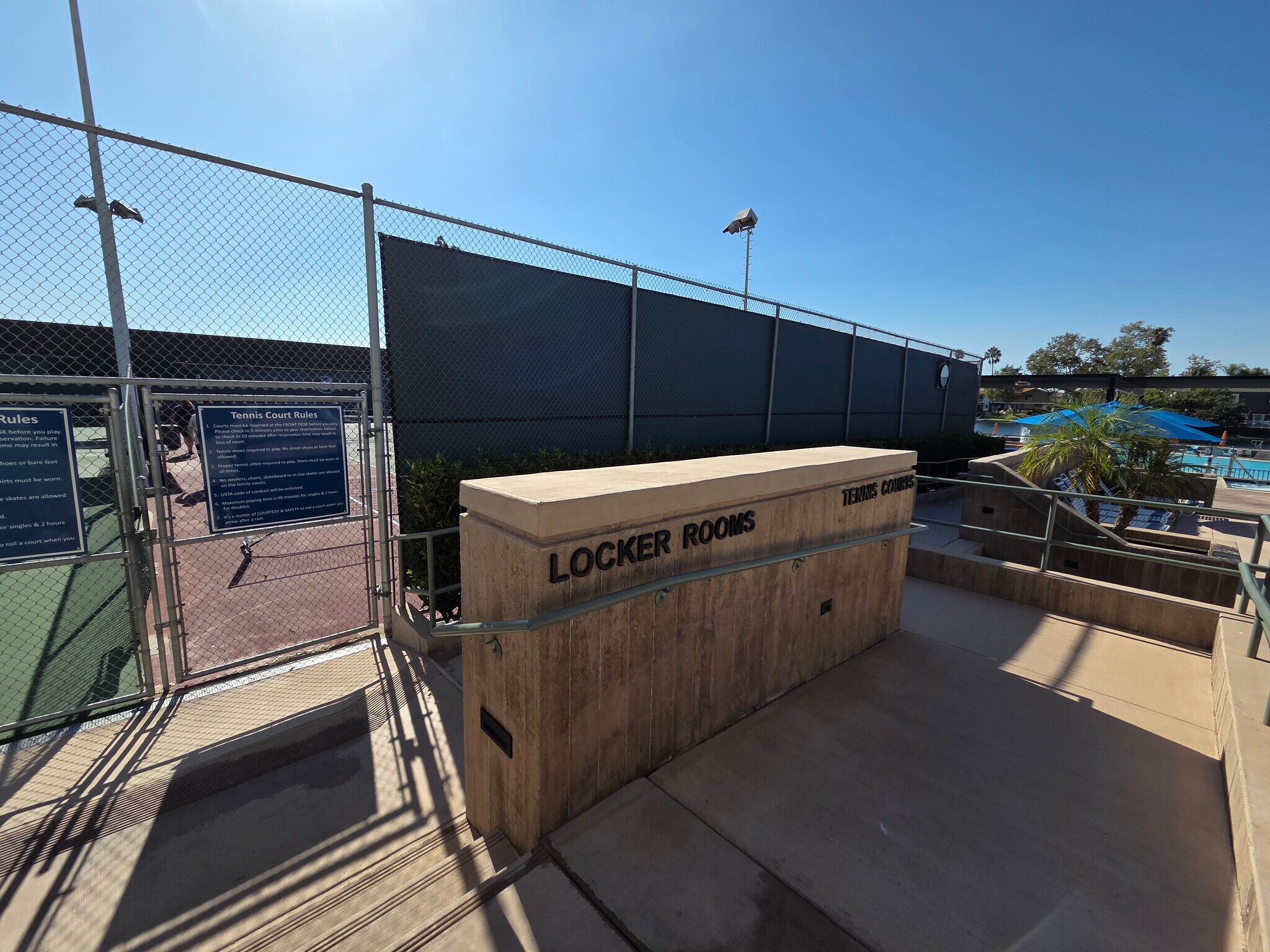 Building Photo - 24776 Glenwood Dr