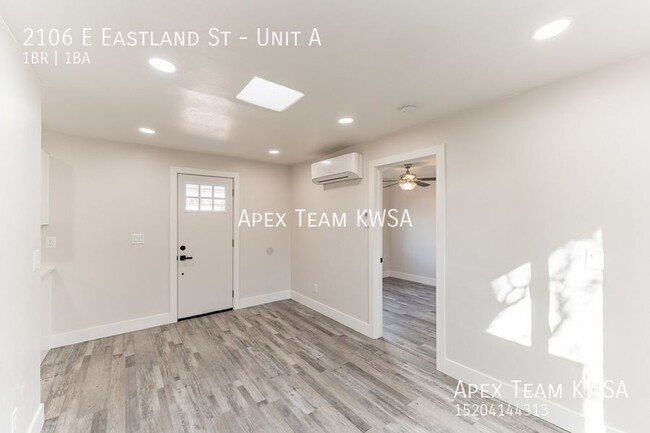 Building Photo - $850 Beautifully Remodeled 1 Bed | 1 Bath ...