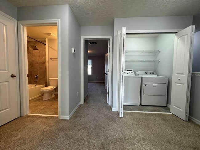 Building Photo - 10070 Tawny Mdw Aly