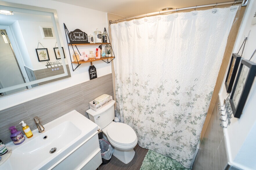 Building Photo - 2061 Renaissance Blvd