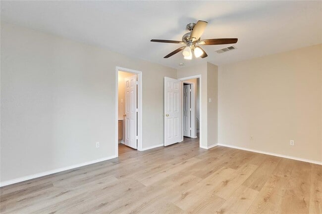 Building Photo - 14116 Harris Ridge Blvd