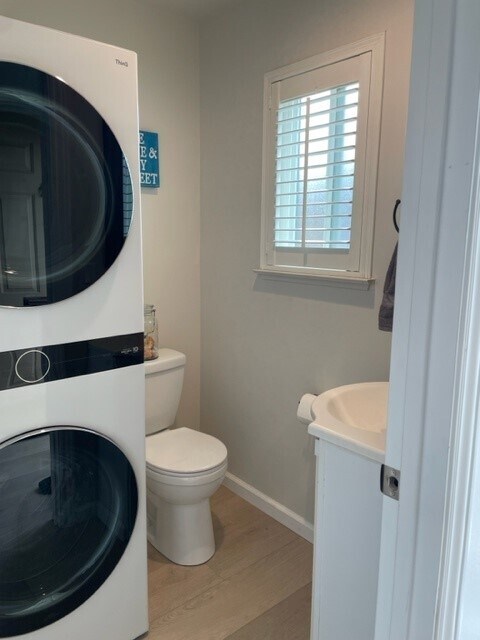 Bathroom Downstairs with W/D - 3320 Lochinvar Ave