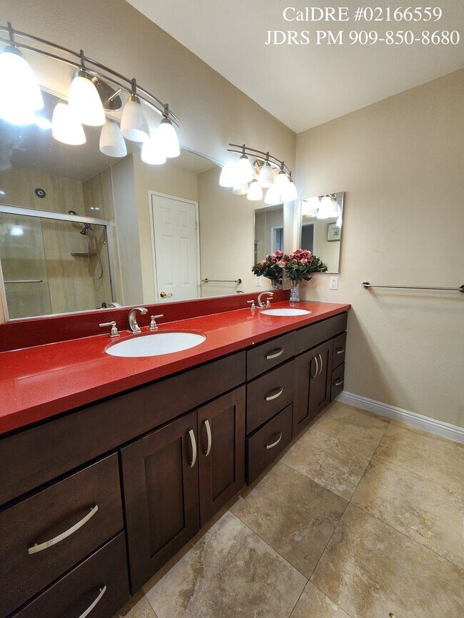 Building Photo - Diamond Bar 2 Bedroom Condo