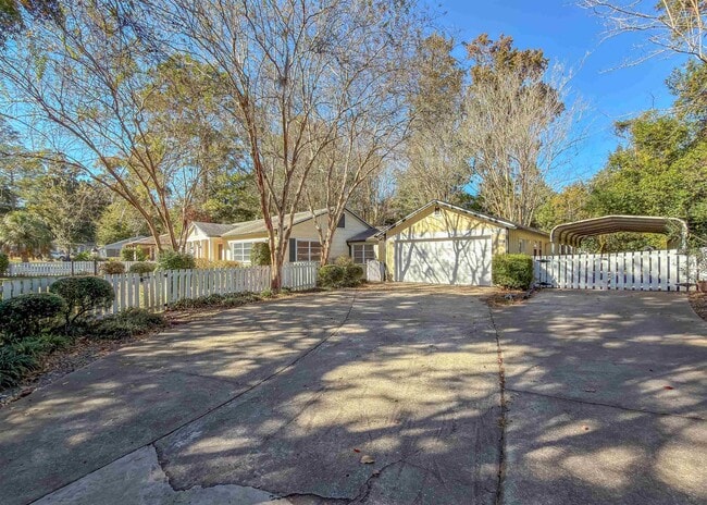 Building Photo - 514 Glenview Dr