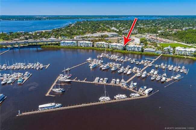 Building Photo - 715 NW Flagler Ave