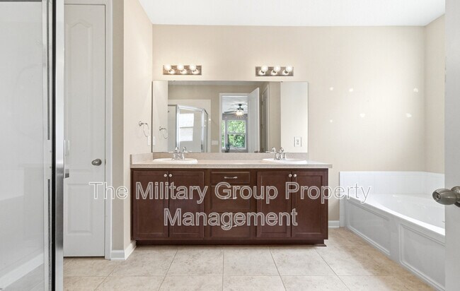 Building Photo - 1515 Carpathian Dr