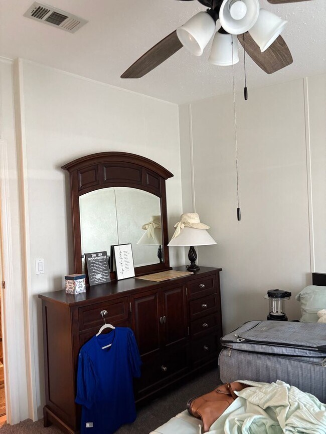 Building Photo - 55+ Gated Mobile Home Community