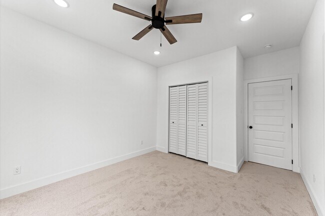 Building Photo - 514 Melbourne St