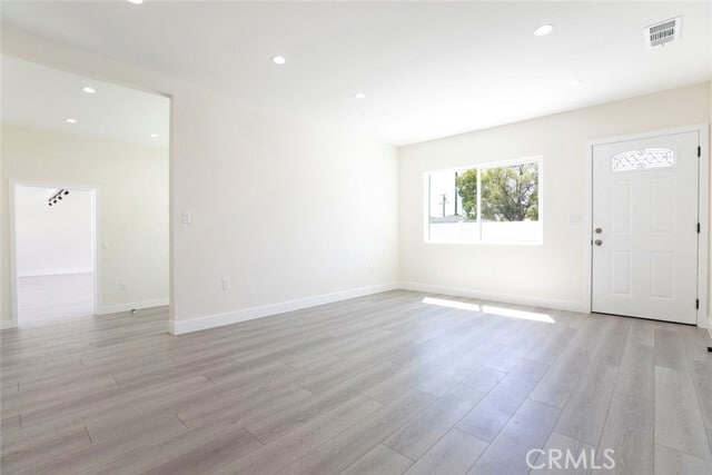 Building Photo - 7400 Riverton Ave