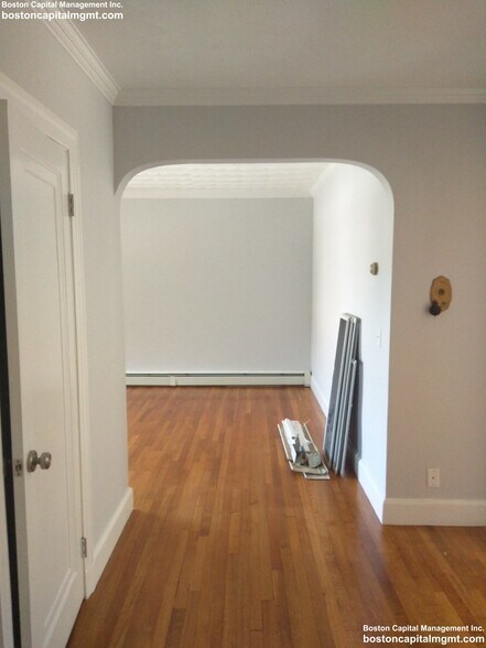 Building Photo - 14 Mt Ida St