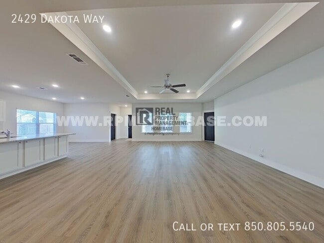 Building Photo - 2429 Dakota Wy