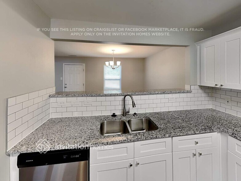 Building Photo - 6816 Wandering Creek Dr