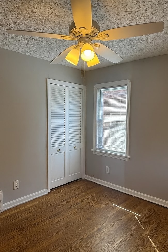 Building Photo - Newly Renovated 4BR/2BA Home – Cleveland, OH 44111