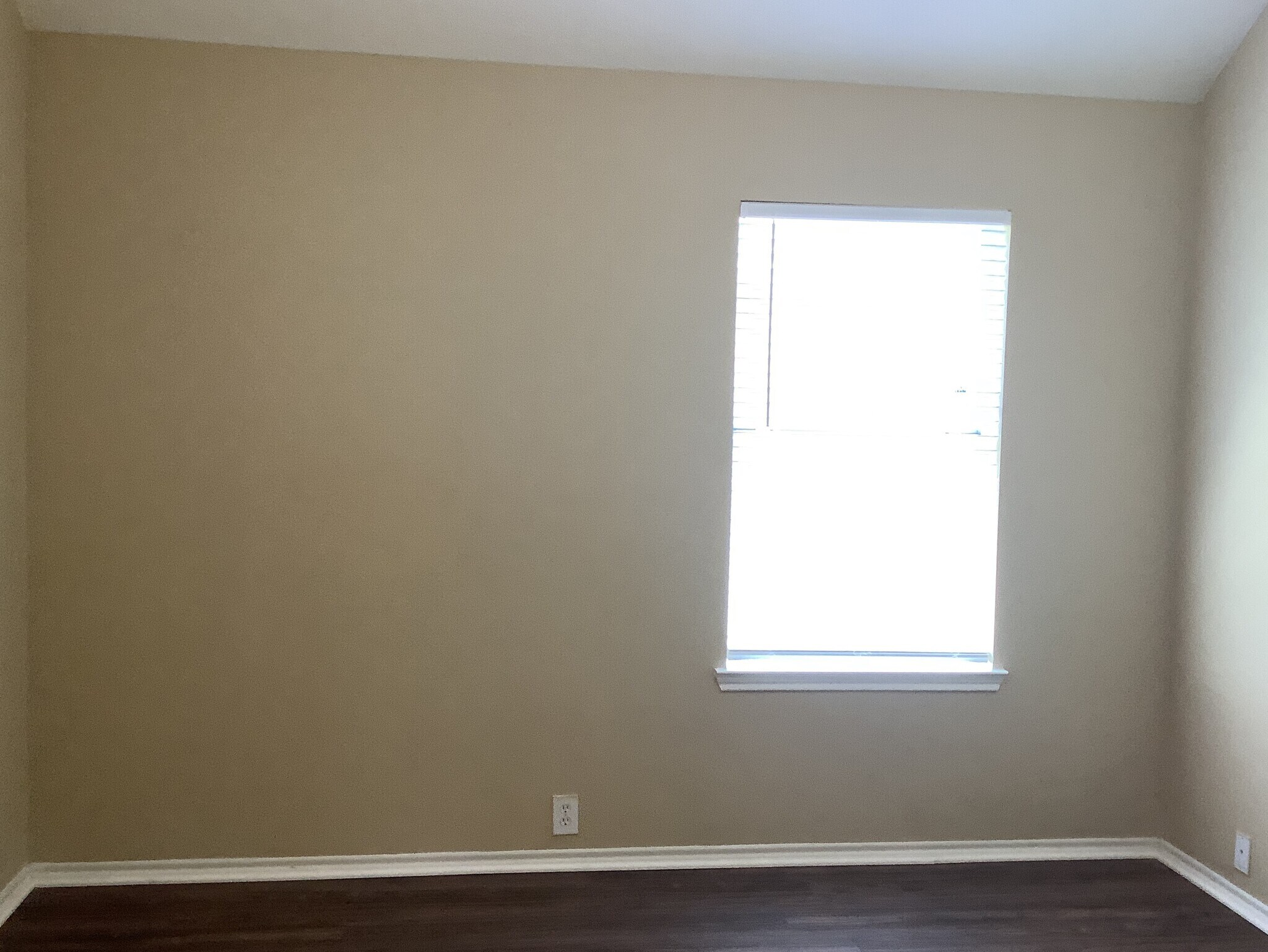 Building Photo - 5018 Beechknoll Ln