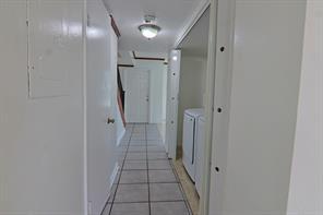 Building Photo - 6636 SW 41st St